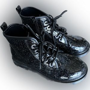 Steve Madden Girls’ Glitter Black Boots